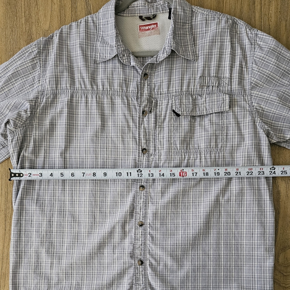 WRANGLER Button Down Casual Shirt Wrangler Gray Plaid Men's Shirt - Picture 4 of 11